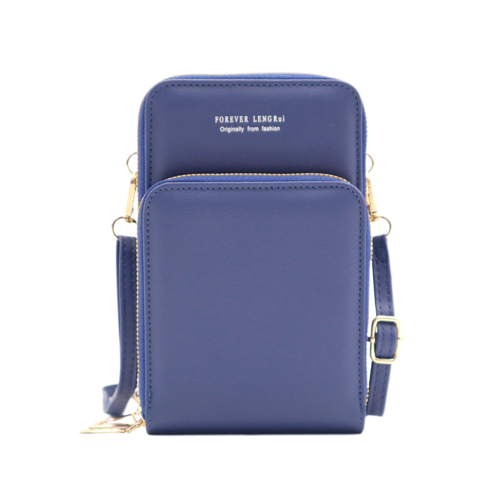 Durable shoulder bag for women in brown