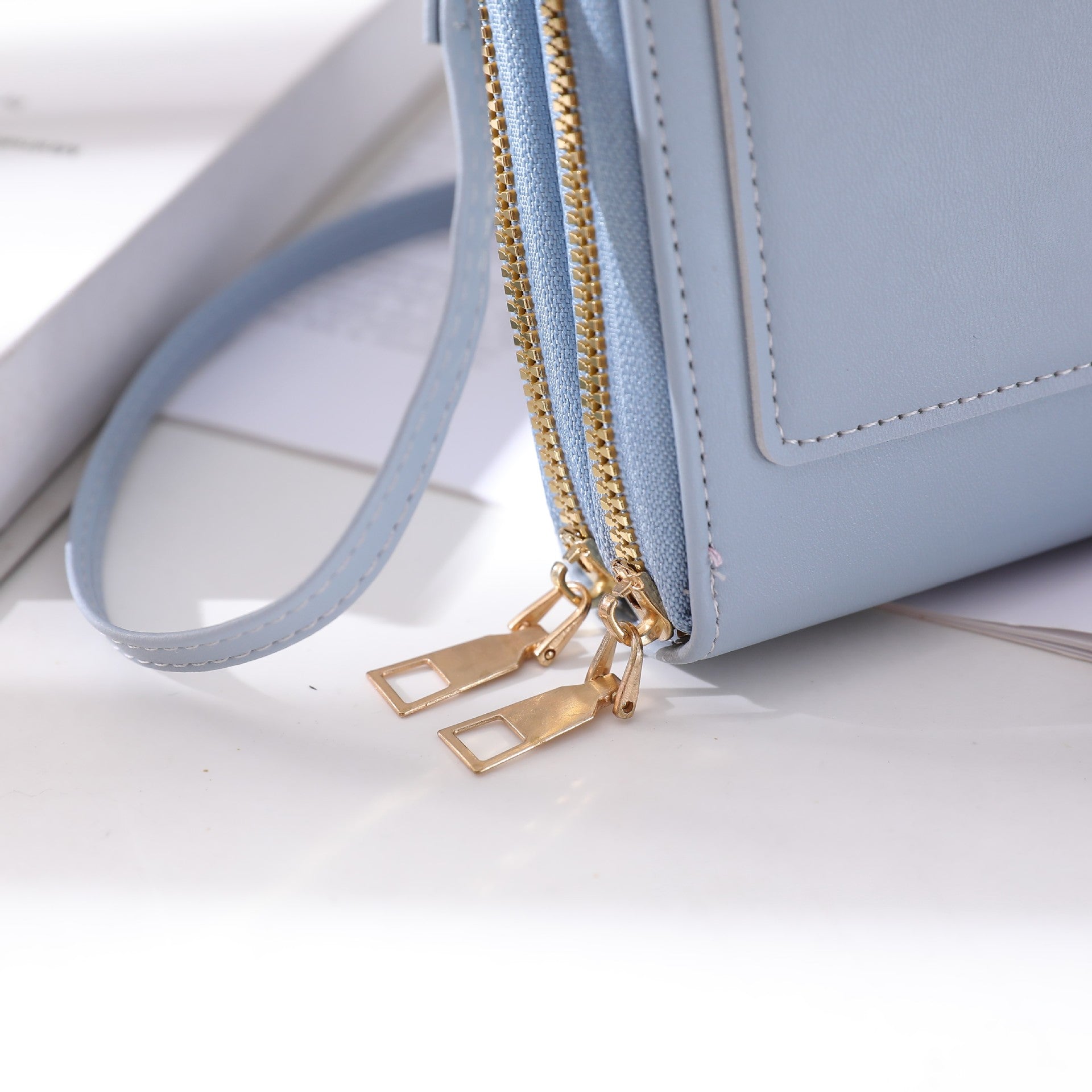 Chic dark pink shoulder bag for women