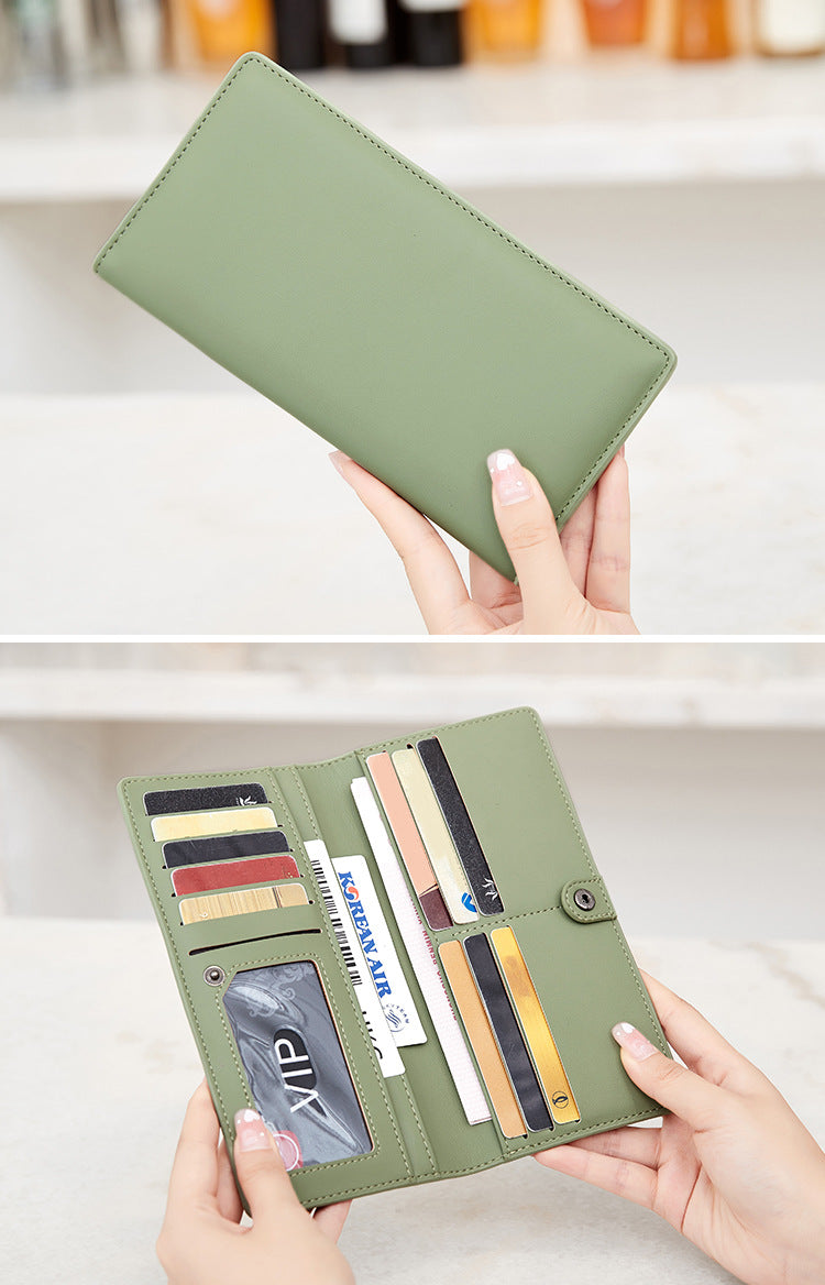 Slim zippered wallet with stylish design