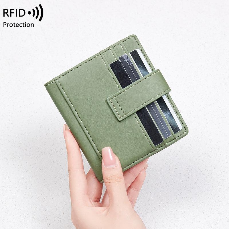 Lightweight RFID blocking wallet with snap closure