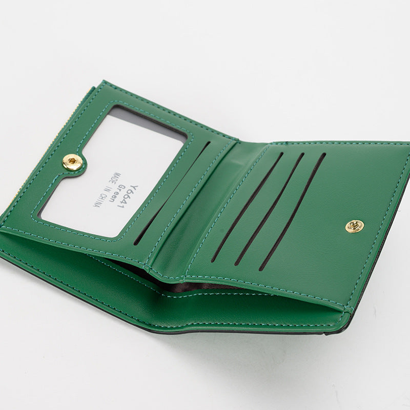 Compact urban minimalist wallet in green