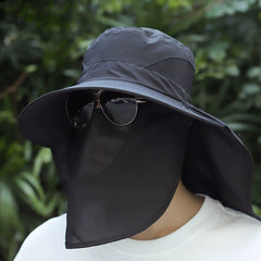 Dark grey summer hat for fishing