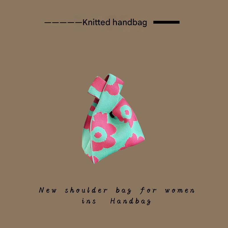 Medium-sized knitted tote bag
