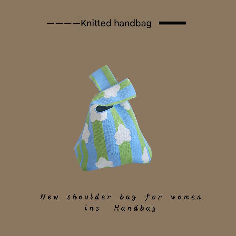 Knitted tote bag in casual setting