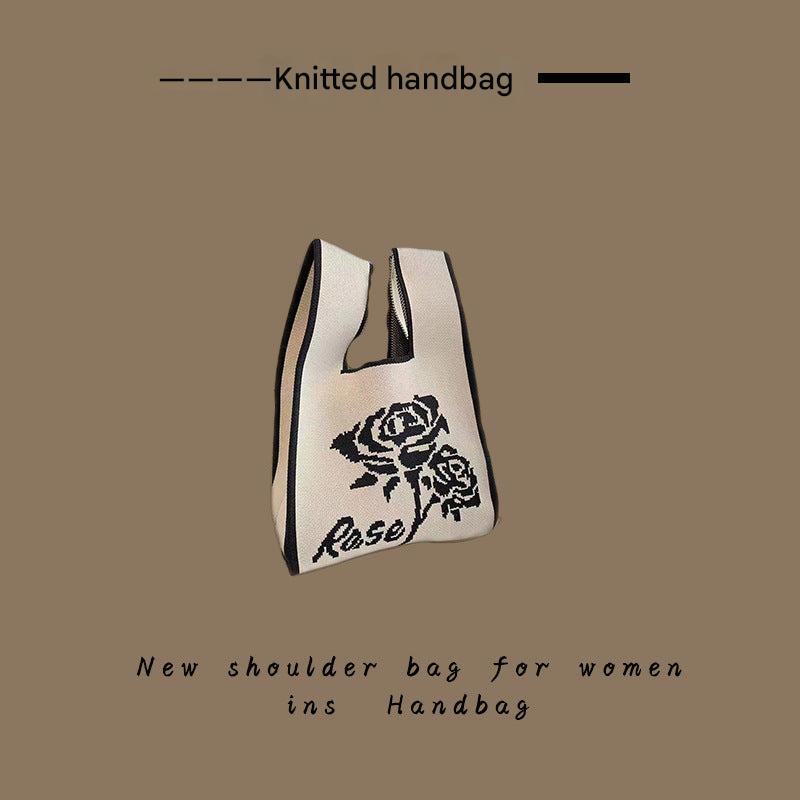 Medium-sized knitted tote bag