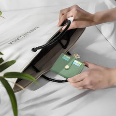 Stylish women's PU wallet in green