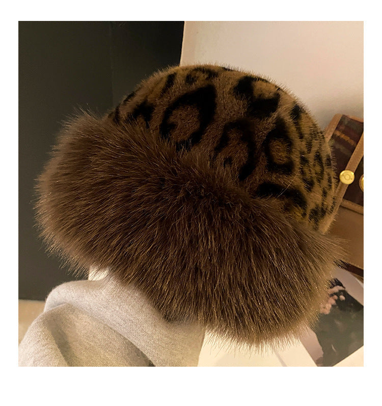 close-up of stylish leopard print hat - image 2