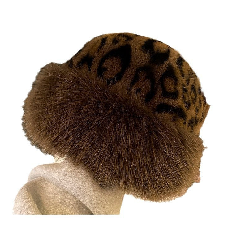 leopard print winter hat worn outdoors - image 5