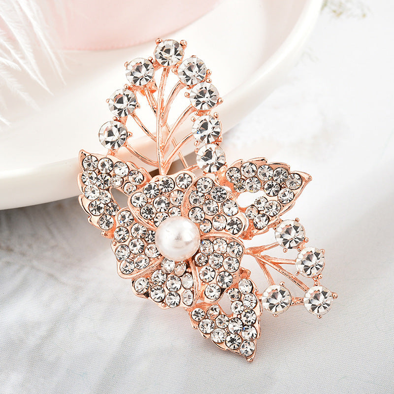 Gifting elegant rhinestone brooch to loved ones