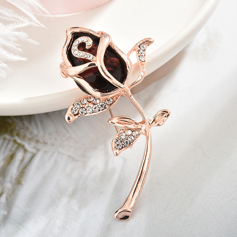 Gifting elegant rhinestone brooch to loved ones
