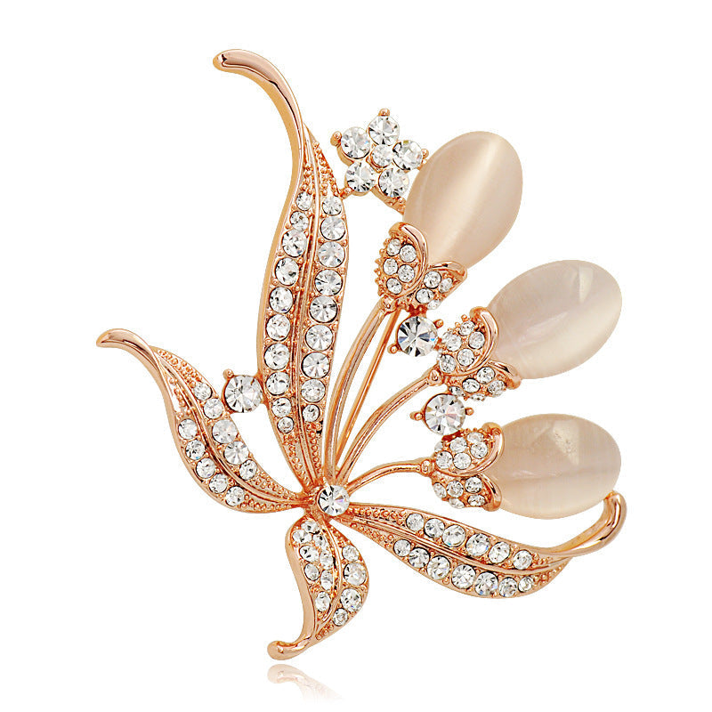 Gifting elegant rhinestone brooch to loved ones