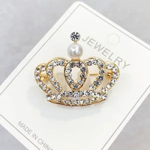 Stylish alloy pin with crown design