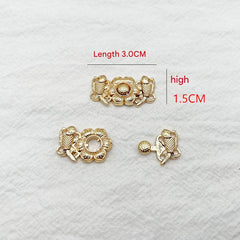 Durable metal clasp on Qipao