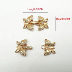 Clasp fastening on a Hanfu dress