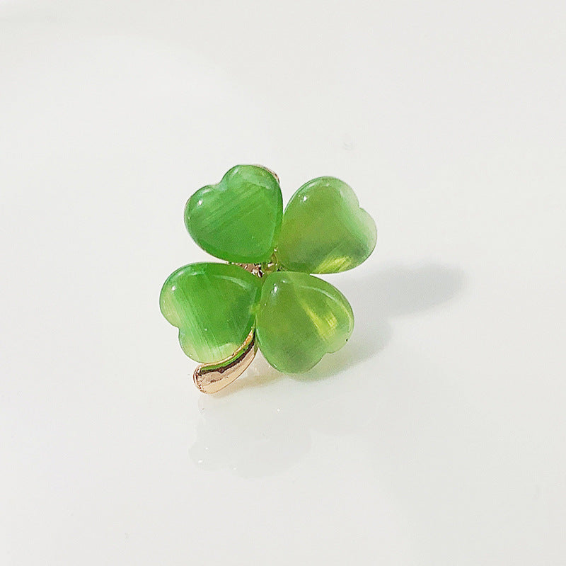 Durable and stylish brooch made from alloy