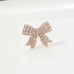 Image of anti-slip clover leaf brooch with cat eye stone