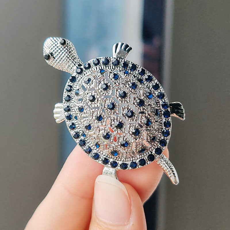 Cute turtle brooch in champagne colour