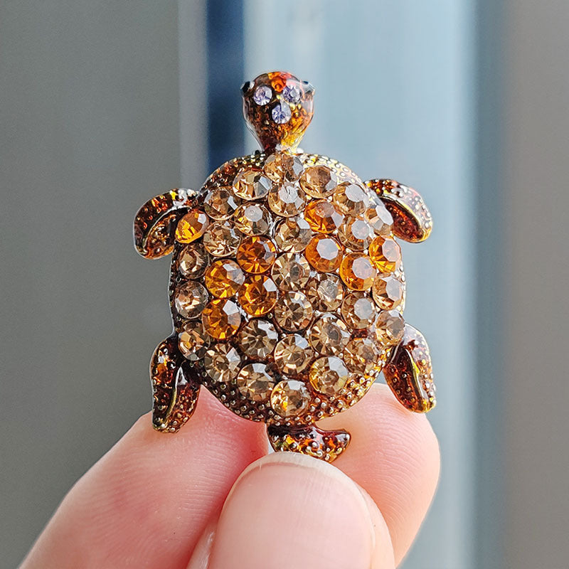 Colourful turtle brooch with shiny finish