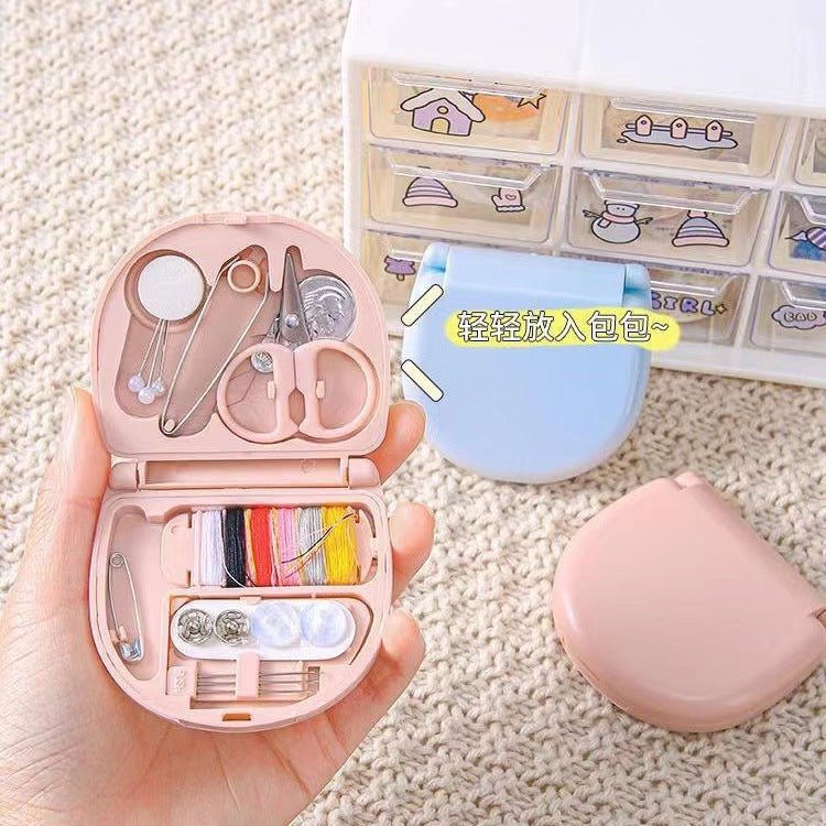 Student-friendly sewing kit