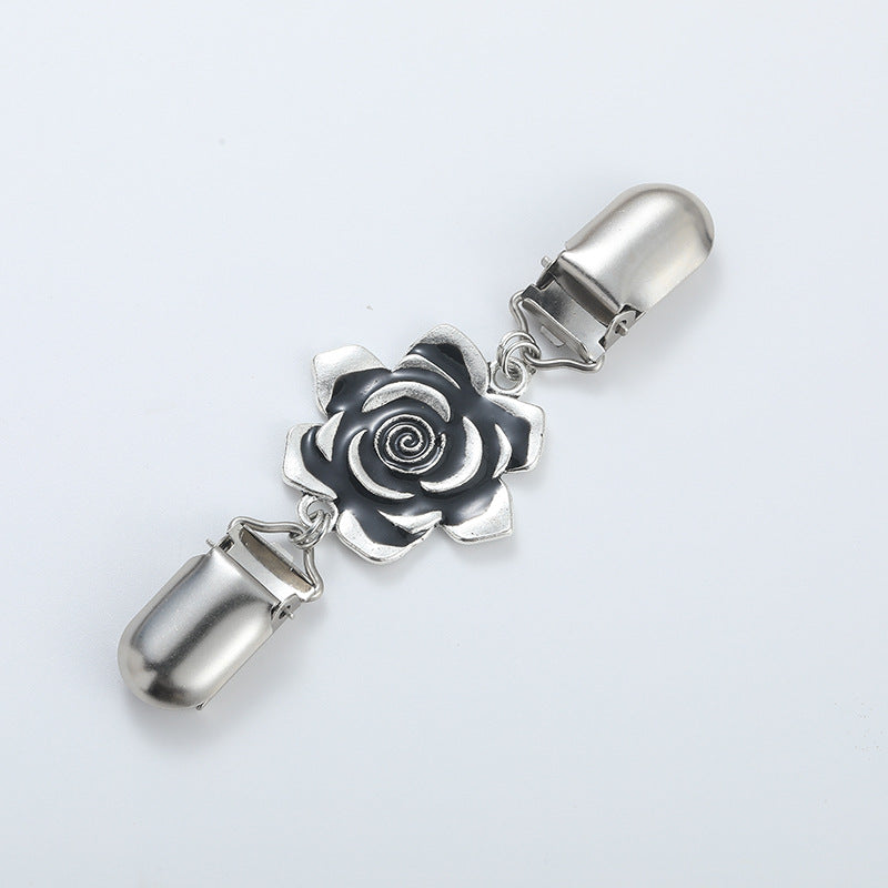 secure fastening scarf clip