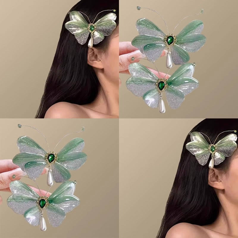 pink polka dot butterfly clip on display
